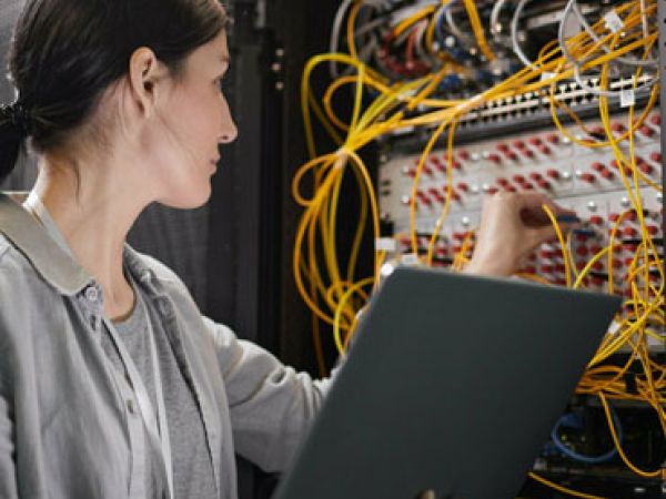 Bild på installationselektriker